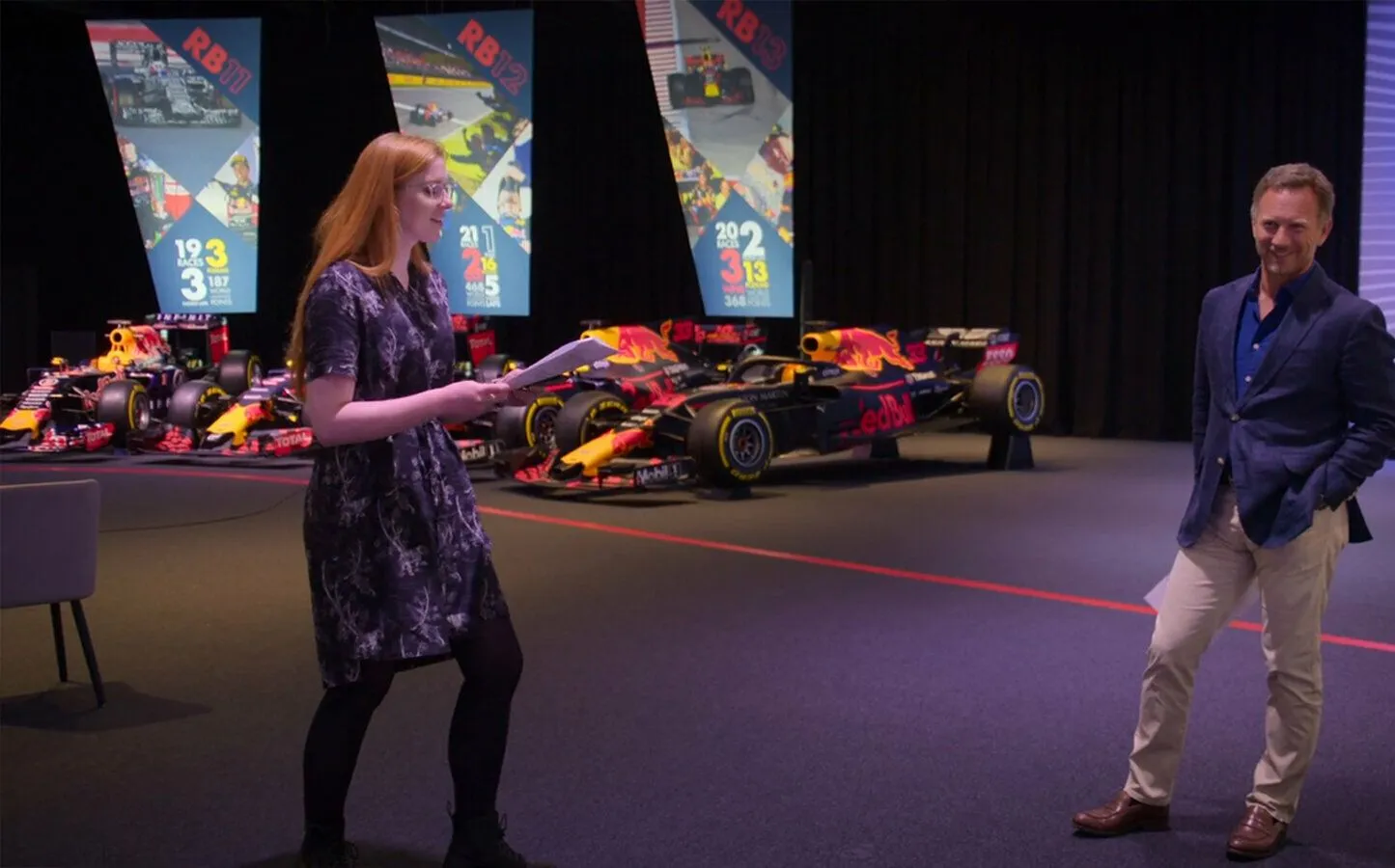 Кадр 3 из Formula 1: Жени, щоб вижити